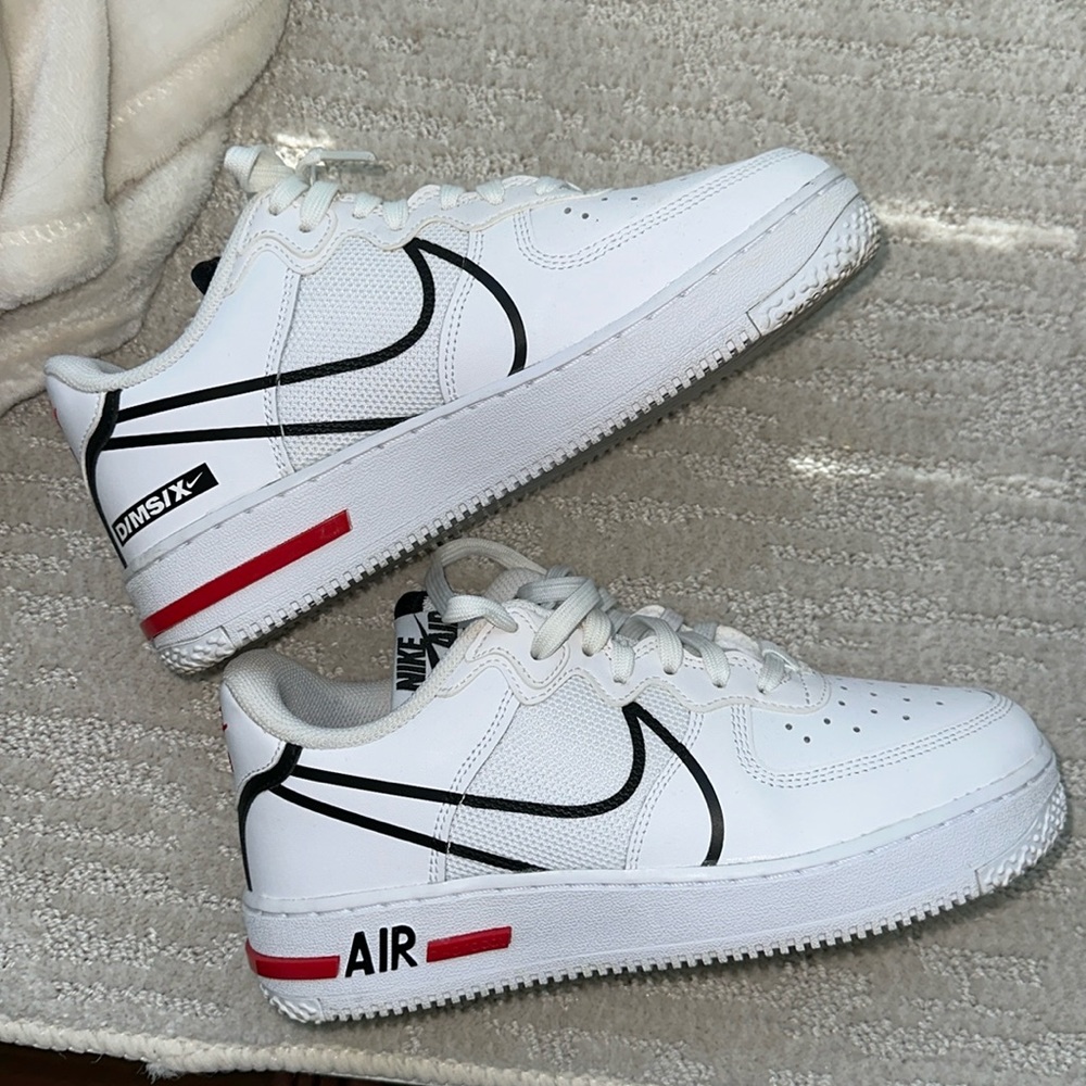 Nike Air Force 1